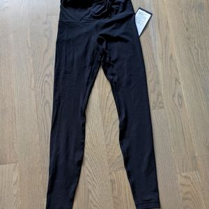 Rare lululemon high-rise twist waist align legging